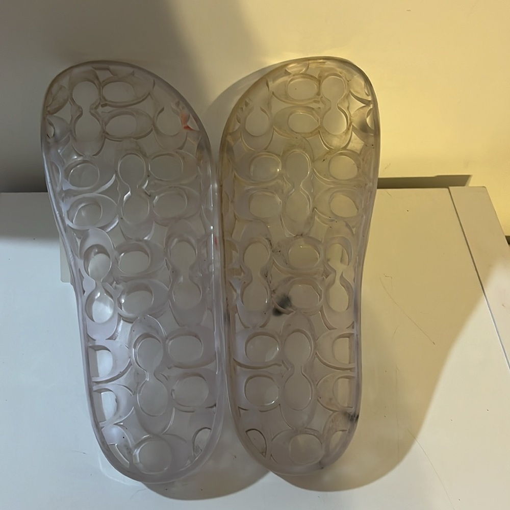 NWOT COACH ULYSSA LOGO FLATS POOL SLIDS CLEAR SIZE 8 - Picture 6 of 9